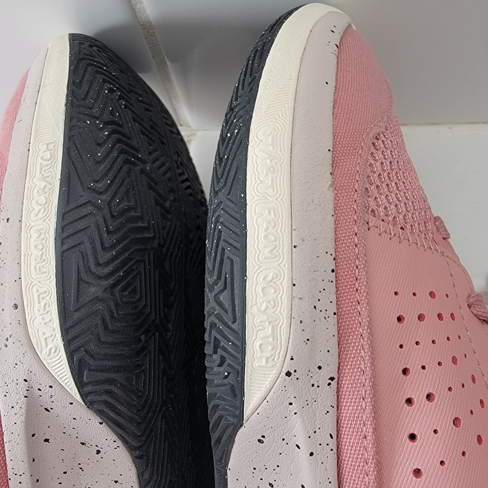 Pink Nikes - Picture 9 of 11